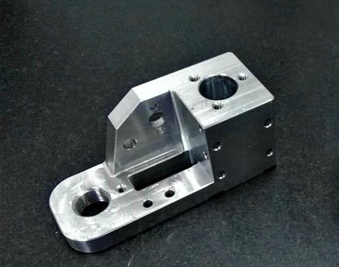 Industrial Robot Cnc Milling Parts Precision Machining Services Anti Corrosion 0